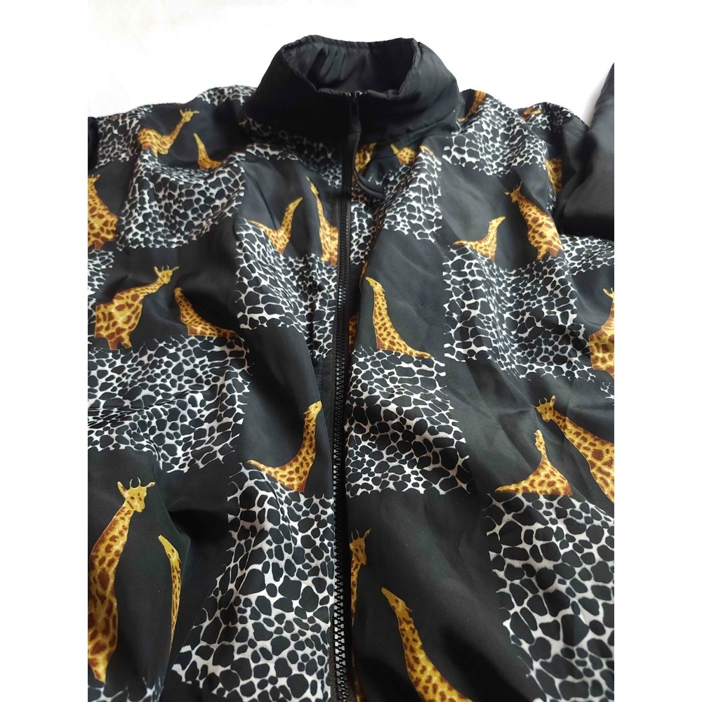 Vintage Argee Sports Windbreaker Jacket Mens Small Black Giraffe Print Full Zip - Picture 3 of 6